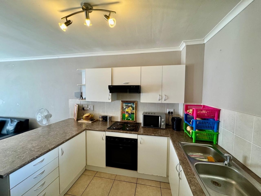 2 Bedroom Property for Sale in Silver Oaks Western Cape